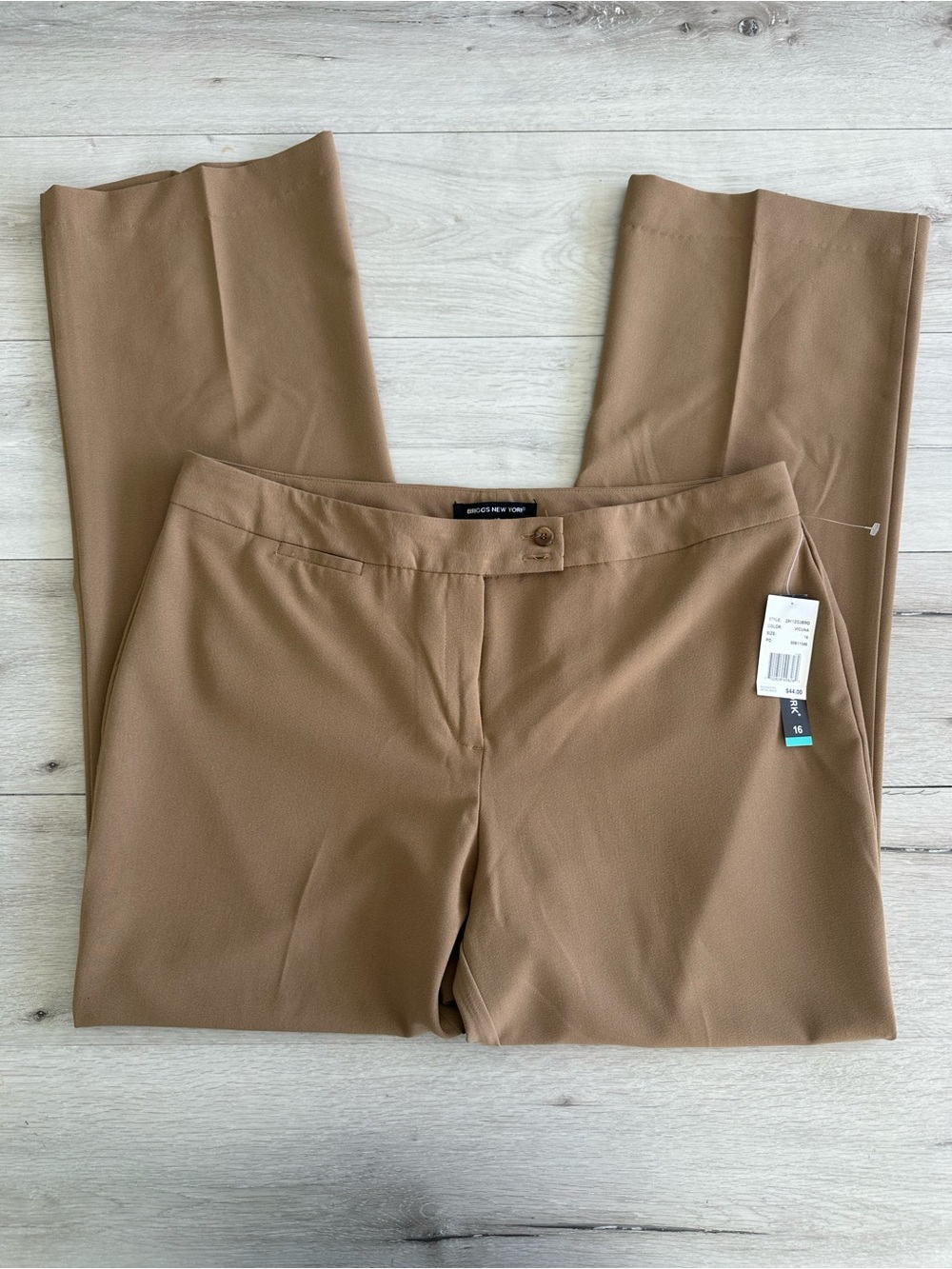 Briggs New York Straight Leg Dress Pants Tan Size 16 NWT